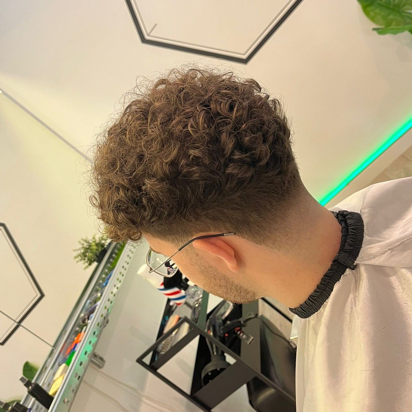 Corte de cabello estilo moderno